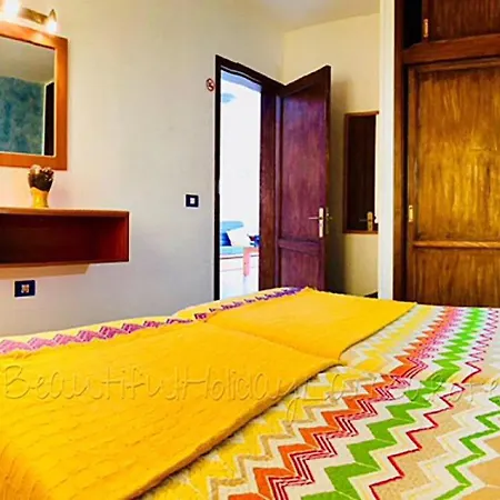 Bellisima 200m From The Ocean With Pool, Wifi Sat-tv Lejlighed *
